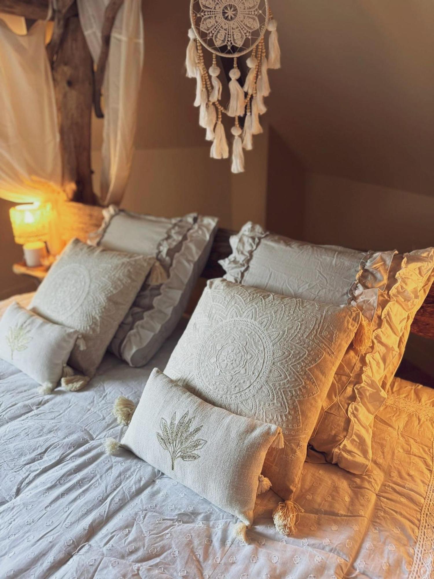 Duplex Safari Jusqu'A 4 Personnes, Spa, Cinema Et Lit Sous Les Arbres, Day Use, 10 Min Centre Amiens Exterior foto