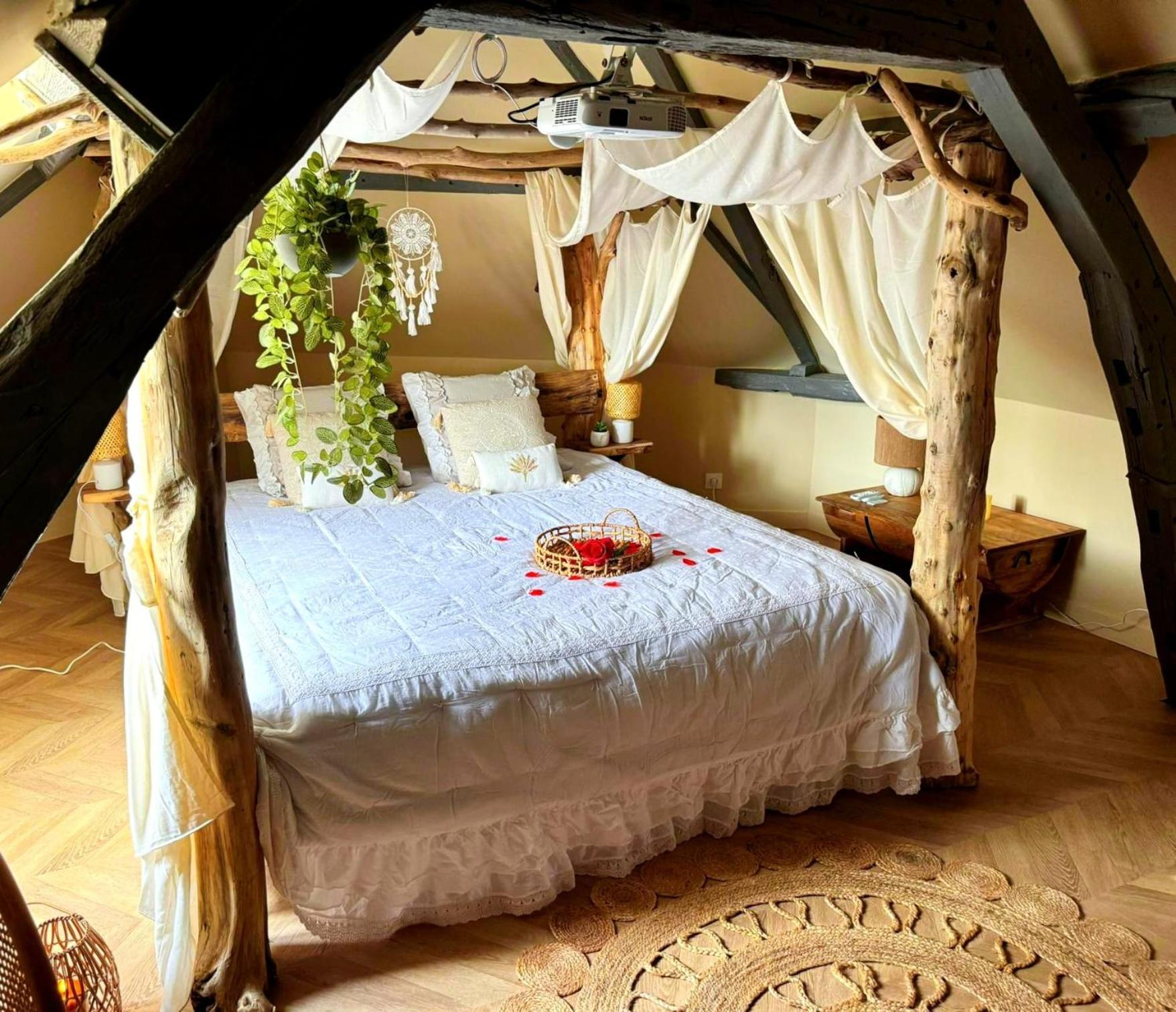 Duplex Safari Jusqu'A 4 Personnes, Spa, Cinema Et Lit Sous Les Arbres, Day Use, 10 Min Centre Amiens Exterior foto